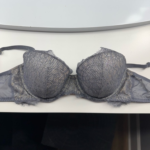 Victoria’s Secret Dream Angels Lined Demi Lace Bra - Picture 1 of 9